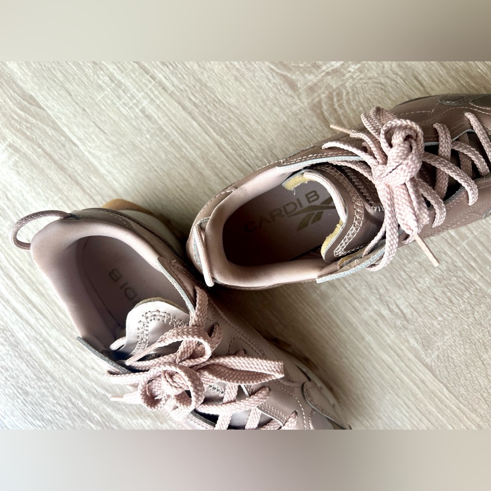 Reebok Rose Gold Metallic Sneakers CardiB Leather Platforms Y2K Chunky Size 8.5 - Picture 11 of 14